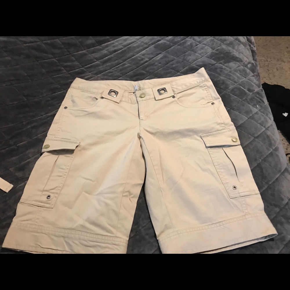 Athleta Cargo Shorts Sz 8